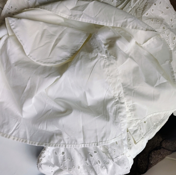 button-tie front eyelet flared dress, cotton raglan Puff sleeves, size L. - Picture 14 of 16